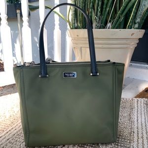 NWT authentic Kate spade medium satchel Dawn